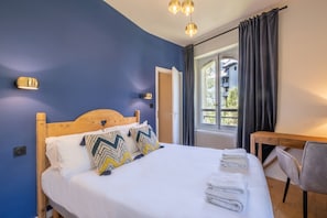 1 bedroom, iron/ironing board, free WiFi, bed sheets