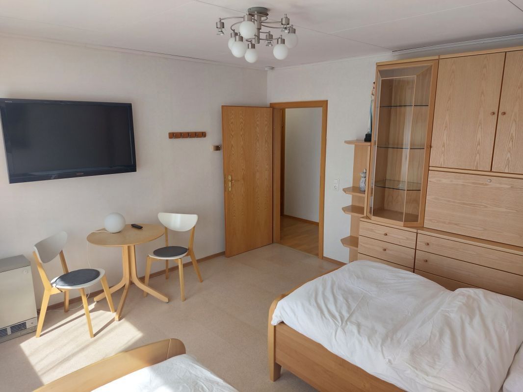 4 chambres, fer et planche à repasser, Wi-Fi gratuit, draps fournis