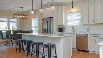 Nhà, nhiều giường (Desoto 1) | Bếp riêng