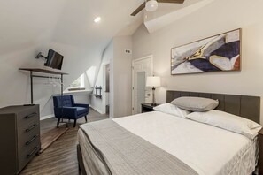 4 bedrooms, desk, iron/ironing board, WiFi - Dynasty Dome 905 - Book for Football Season! (Tuscaloosa)