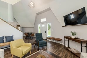 Interior - Dynasty Dome 905 - Book for Football Season! (Tuscaloosa)