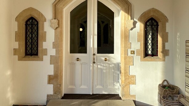 Front of property - Langland Manor by Tŷ SA (Swansea)