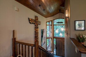 Interior - Aspen Grove by Hauserman Rental Group (Tahoe City)