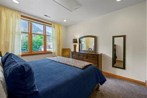 1 bedroom, free WiFi, bed sheets - Main Street Lookout – Stunning Ouray Views! (Ouray)