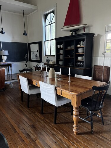 Spend the holidays in the beautiful Beaver Valley at the Vandeleur Schoolhouse.