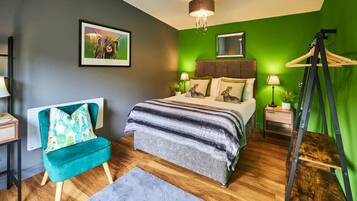 1 bedroom, iron/ironing board, travel crib, WiFi
