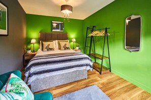 1 bedroom, iron/ironing board, travel cot, WiFi