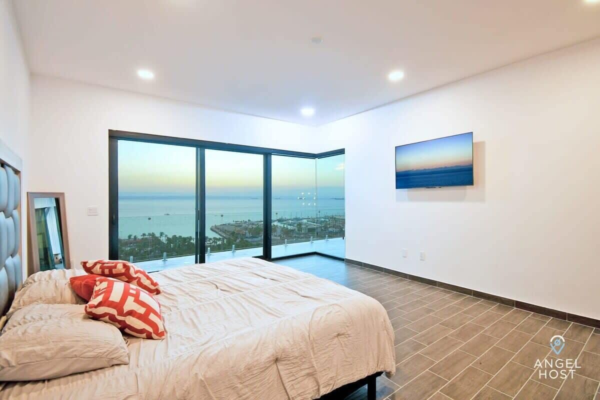 5 chambres, fer et planche à repasser, Wi-Fi, draps fournis