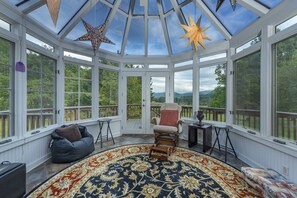 Interior - Hot Tub, Game Room & Pond Views + Biltmore Pass | Luxe Mountain Escape (Waynesville)
