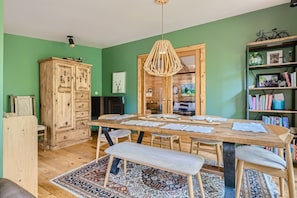 Casa, 3 habitaciones | Restaurantes