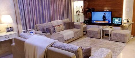 Smart TV, video games, DVD player, books