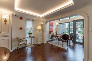 Reception - Golden Sun Apartment & Hotel (Ho Chi Minh City)