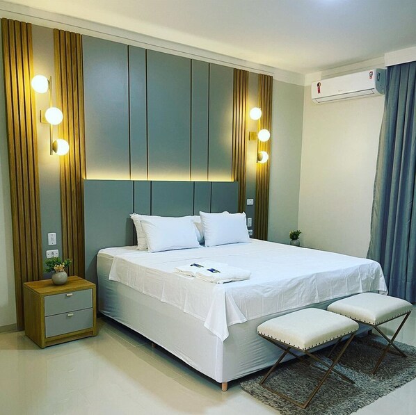 Presidential Suite | 1 bedroom, down comforters, desk, laptop workspace