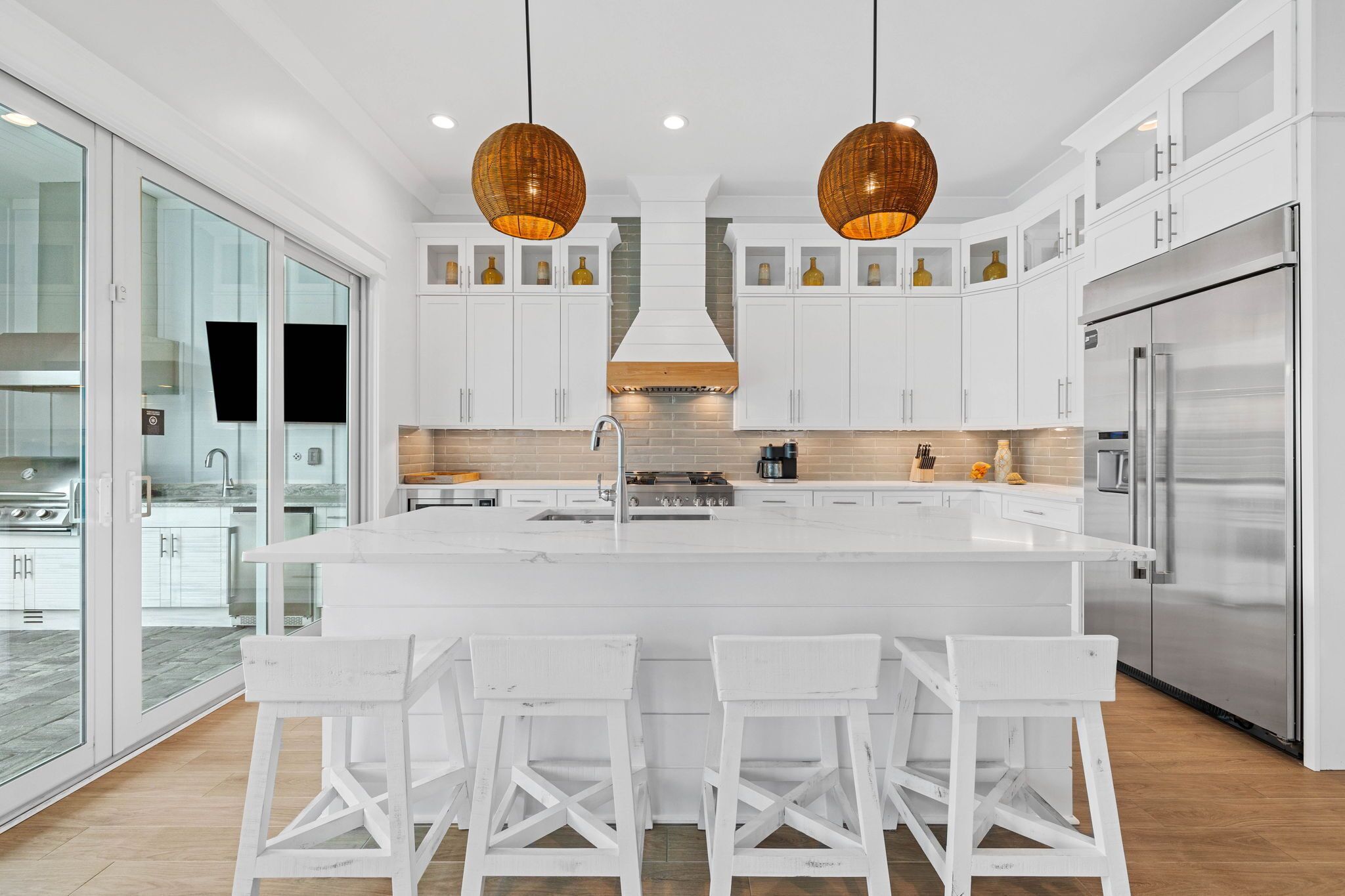 冰箱、微波炉、烤箱、洗碗机