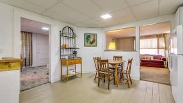 Cottage (1 Bedroom) | Interior