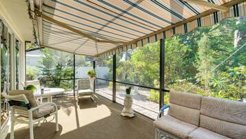 Rumah (2 Bedrooms) | Bagian depan properti