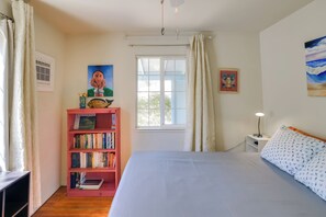 Cottage (2 Bedrooms) | Interior - Fenced Yard & Grill: Orville Cottage Near Trails! (Oroville)