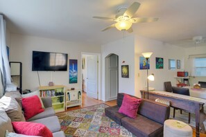 Cottage (2 Bedrooms) | Interior