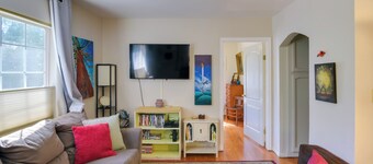 Fenced Yard & Grill: Orville Cottage Near Trails!