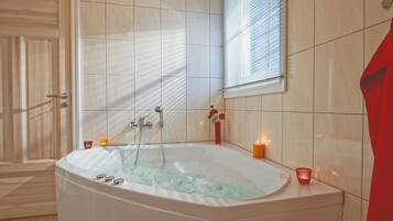 Shower, jetted tub, hair dryer