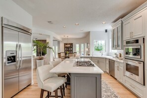 Interior - Luxe Gulf Breeze Home w/ Patios - 4 Mi to Beaches! (Gulf Breeze)