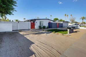 House (2 Bedrooms) | Interior - ~ 4 Mi to Old Town Scottsdale: Tempe Duplex (Tempe)