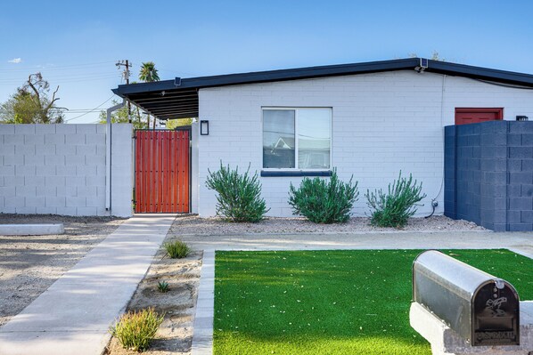 House (2 Bedrooms) | Interior - ~ 4 Mi to Old Town Scottsdale: Tempe Duplex (Tempe)