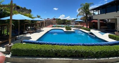 Hotel Bungalows la Era