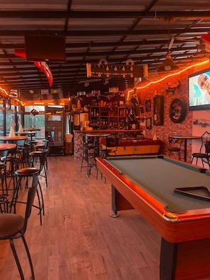 Snack bar