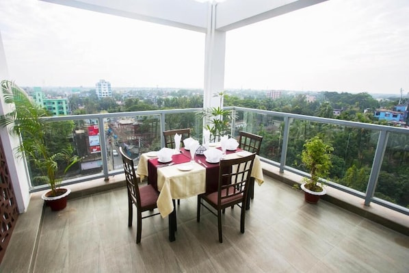 Terrace/patio - La Vista (Sylhet)