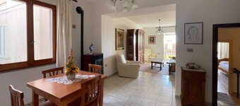 Casa Vania - Two Bedroom Apartment, Sleeps 3
