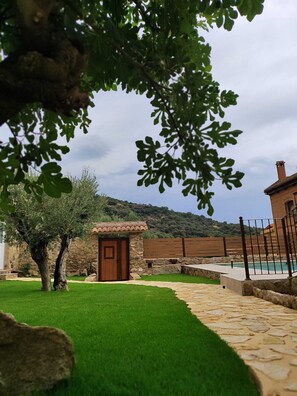 Property grounds - La Casita de Ra. Casa Ideal Para Familias o Amigos (Castillo de Bayuela)