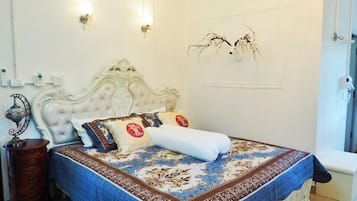 ห้องดีลักซ์สวีท | เครื่องนอนระดับพรีเมียม, เตียง Tempur-Pedic, Wi-Fi ฟรี