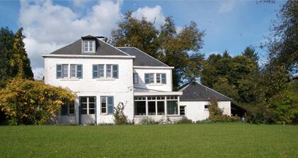 Charmante villa idéalement située au coeur de la région Famenne-Ardenne.