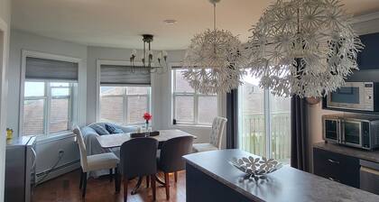 Peaceful retreat with beautiful ocean view in quiet Eastern Passage