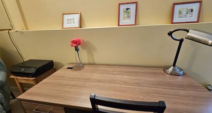 Peaceful retreat with beautiful ocean view in quiet Eastern Passage