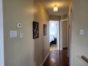 Interior - Peaceful retreat with beautiful ocean view in quiet Eastern Passage (Eastern Passage)