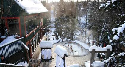 L'Ancre Dorée - Access to the Lake 219