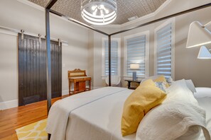 1 habitación, escritorio, tabla de planchar con plancha y wifi 