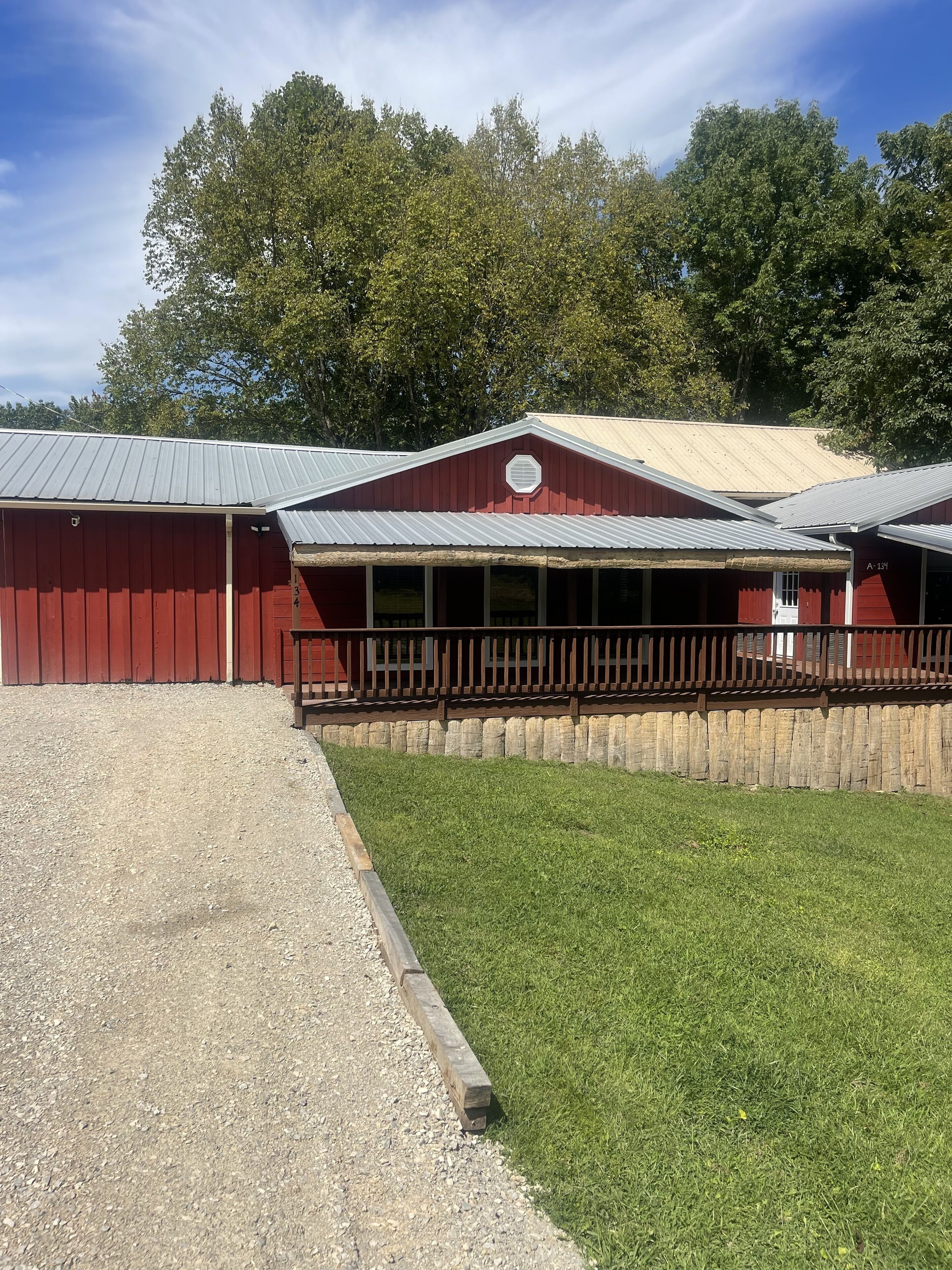 المنشأة من الخارج