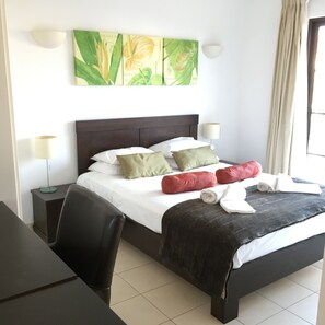 Deluxe-Villa | 3 Schlafzimmer, Zimmersafe, Schreibtisch, schallisolierte Zimmer