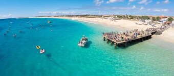 VILLA TORTUGA BEACH RESORT