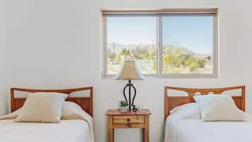 2 bedrooms, iron/ironing board, free WiFi, bed sheets