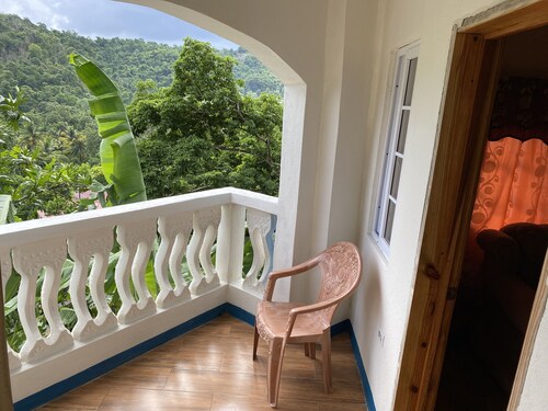 Chic Port Antonio Villa w/Stunning Mountain Views