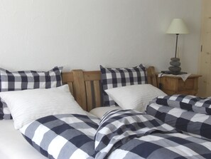 2 Schlafzimmer, Bügeleisen/Bügelbrett, WLAN, Bettwäsche