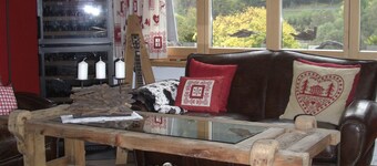 Heimelige Ferienwohnung mit Balkon Nähe Bahnhof/skilift in Klosters zu Vermieten