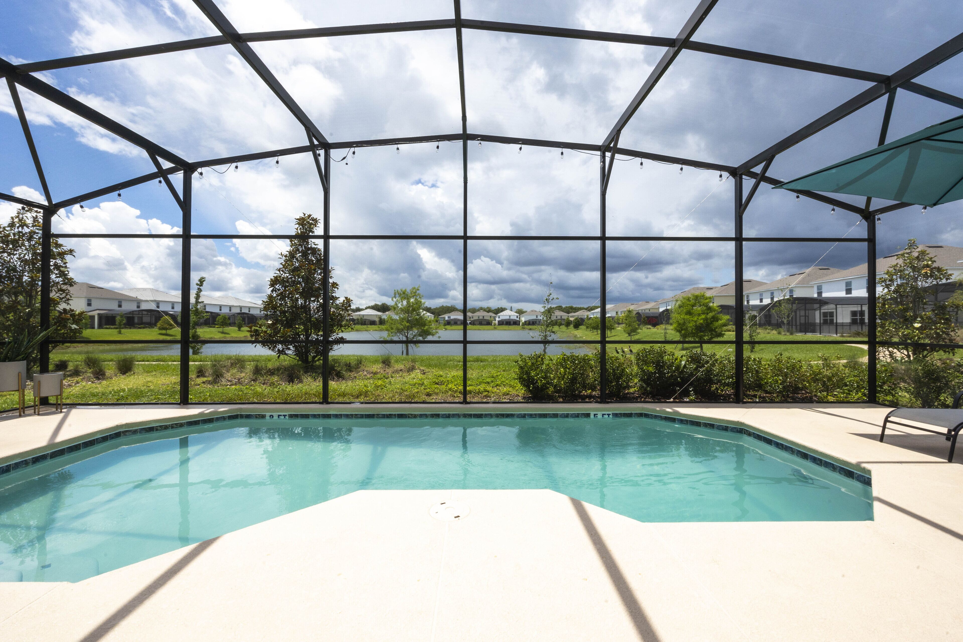 Near Disney Bella Vida Resort Pool & BBQ Grill