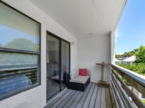 Property grounds - Beachwalk in 4 Minutes! Townhouse in Miramar Beach (Miramar Beach)