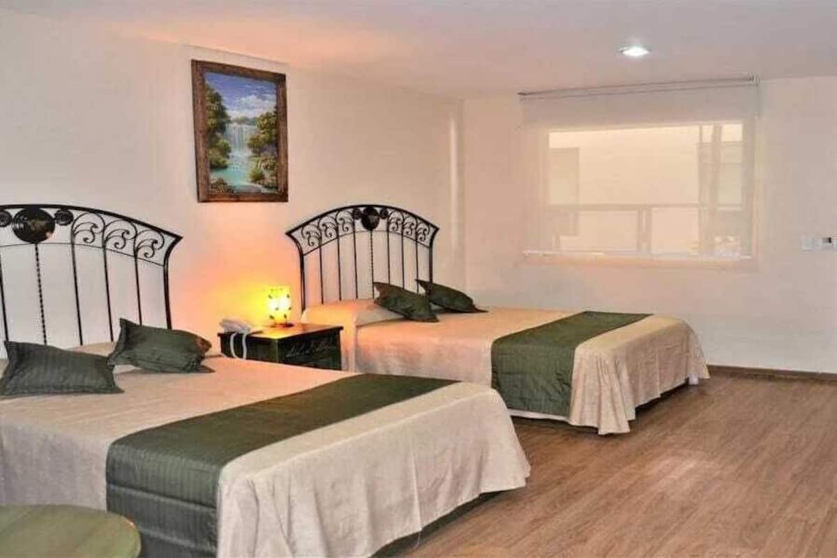 Comfort Double Room Single Use | Free WiFi, bed sheets