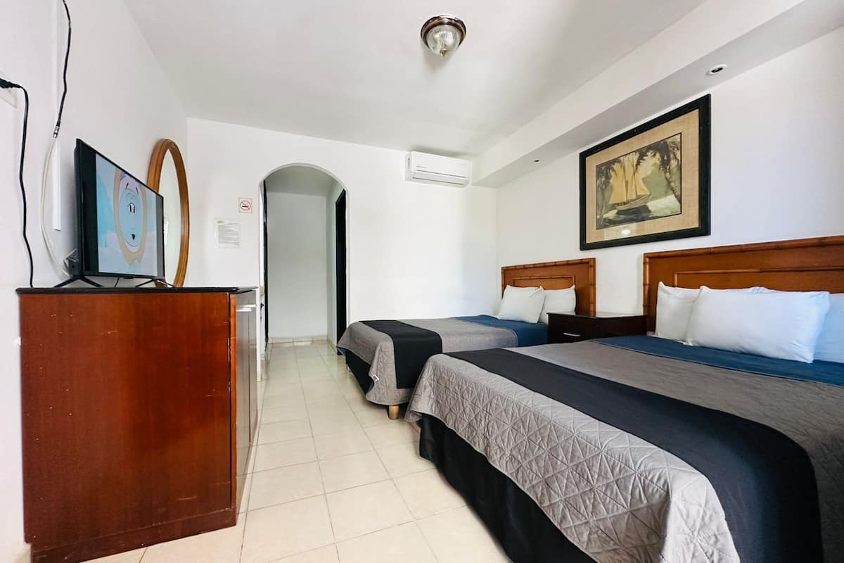 Kamar Standar, 2 Tempat Tidur Double | Wi-Fi gratis dan seprai linen